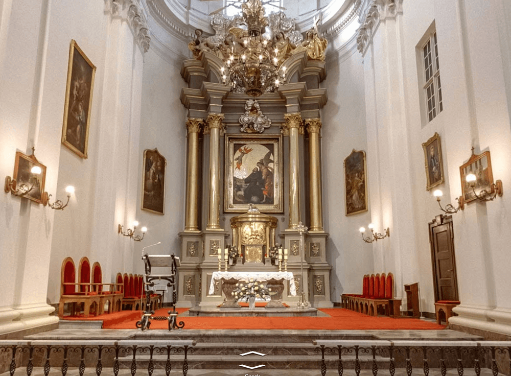Ołtarz Główny - kościół świętego Franciszka w Warszawie